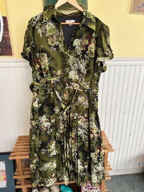 Dressbarn 22W Floral Button-Down Midi Dress green belted
